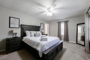 Rockin' West Nashville Retreat - 5 miles from downtown